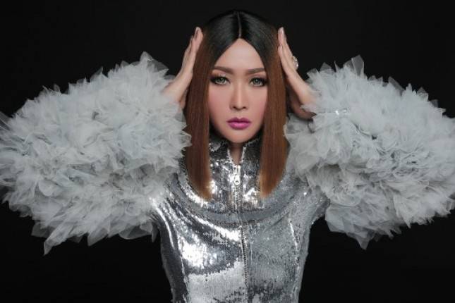 Inul Daratista Tampil di  MNCTV Gelar Ambyar Award 2020