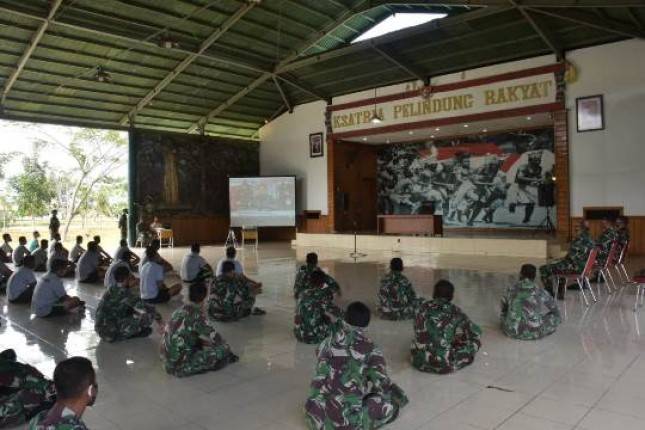 Prajurit TNI Jangan Mudah Terprovokasi Berita Hoax  