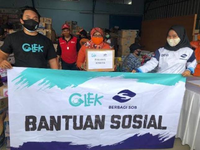 Komunitas BerbagiSob dan Glek Bantu Korban Banjir Sukabumi dan Kebakaran di Cilincing