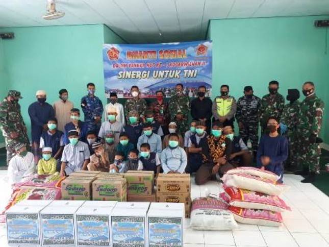 Kogabwilhan II Baksos Paket Sembako  ke Panti Asuhan