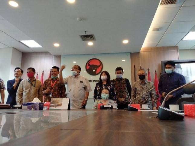 Air Mata Menetes di Atas Kursi Roda, Nenek Ini Minta Keadilan ke DPR, Aset Jaminan  Utang Senilai Puluhan Miliar Dilelang Lembaga Finance