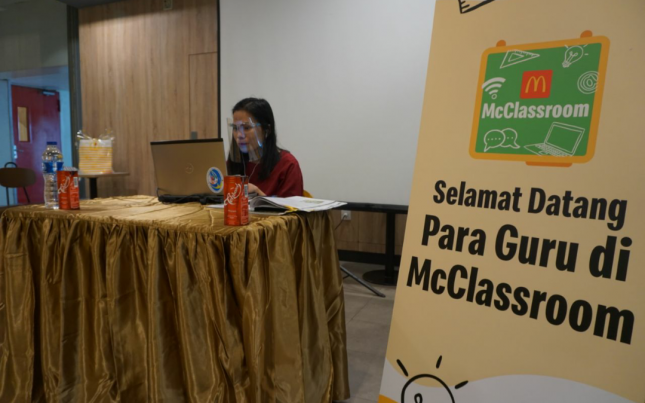 McDonald's Indonesia Manfaatkan 150 Party Room Menjadi Ruang Kelas Daring yang Aman dan Nyaman