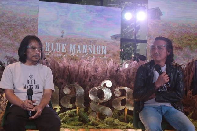 Sebelum Rilis Single 'Blue Mansion' Budjana Ajak 5 Gitaris Interpretasi Karyanya   