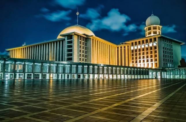 Masjid Istiqlal Tempat Ibadah Pertama di Dunia Peroleh Sertifikat Green Building EDGE