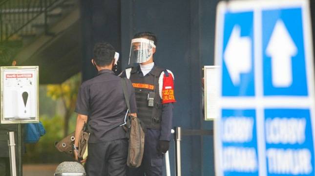 Ingat dan Catat! PPKM Resmi Berlaku Hari Ini, Berikut 4 Sektor yang Dibatasi Bukan Dilarang