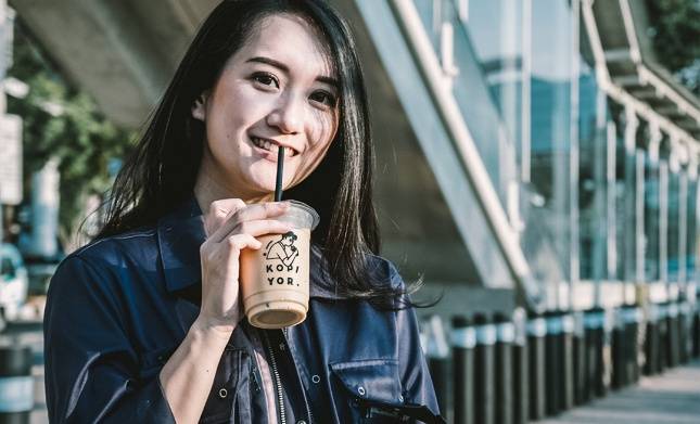 Kopi Yor Memadukan Konsep Menikmati Kopi Campur Kopyor  