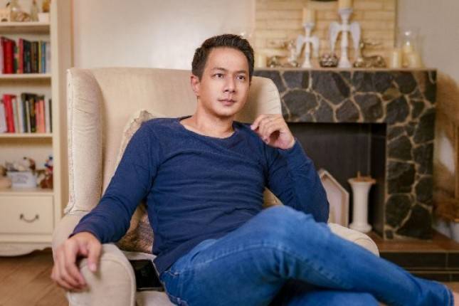 Delon Dipercaya Bawakan Lagu Aries Karya Mantan Boss Intel Hendropriyono