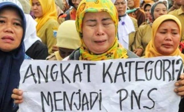 Pak Nadiem, Tolong! Perhatian Terhadap Guru Honorer Belum Optimal, Padahal GTK Punya Peran Strategis
