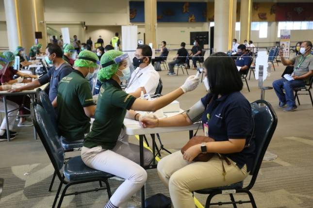 Catat Ya! 3.370 Personel Garis Depan Angkasa Pura I Telah Divaksinasi
