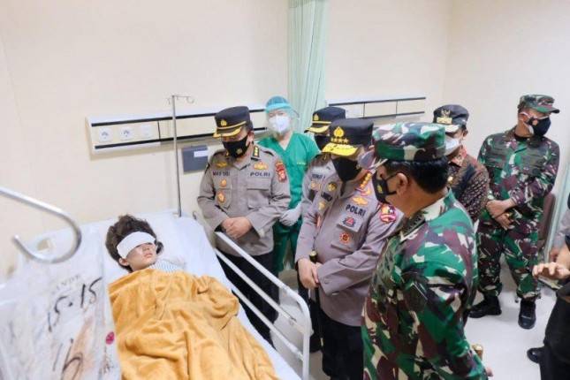Halangi  Pelaku Bom Bunuh Diri, Kapolri Apresiasi Keberanian Sekuriti Gereja Katedral