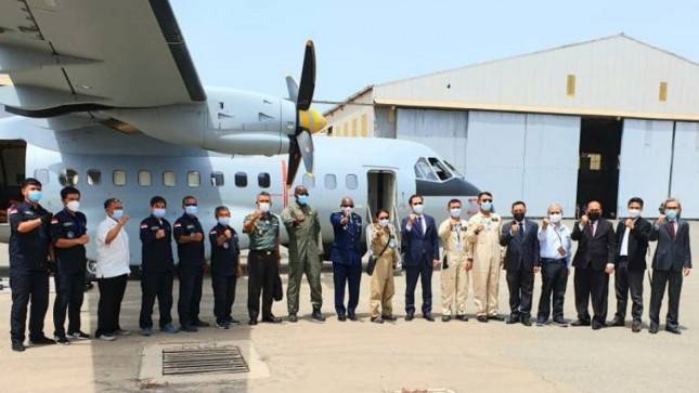 Pesawat CN235-220 Buatan PT Dirgantara Indonesia Tiba di Senegal