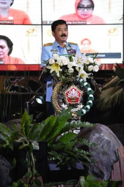 Panglima TNI: Dharma Pertiwi Telah Melewati Perjalanan Panjang Yang Sarat dengan Pengabdian