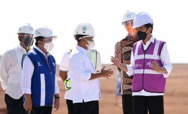 Dahsyat, KIT Batang Banjir Investasi! Jokowi: Tak Lama Lagi, Satu Industri Kaca Terbesar di Asia Tenggara Berdiri Disini