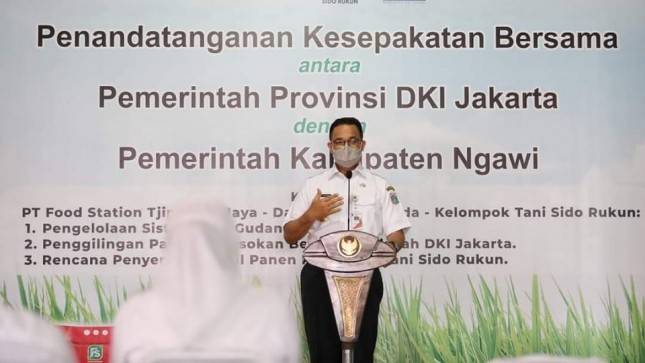 Perluas Cakupan Serapan Gabah, Gubernur DKI Jakarta Anies Baswedan Teken Kerjasama Resi Gudang dengan Pemkab Ngawi
