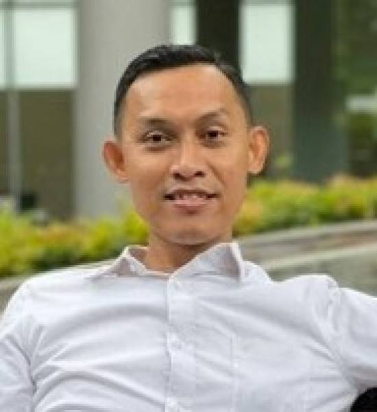  Vaksinasi dan Ikhtiar Presiden Tangani Pandemi COVID-19