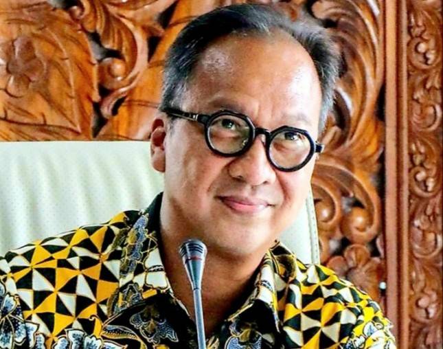 Selamat Ulang Tahun Menperin Dr. Agus Gumiwang Kartasasmita, M.Si. ke-53 