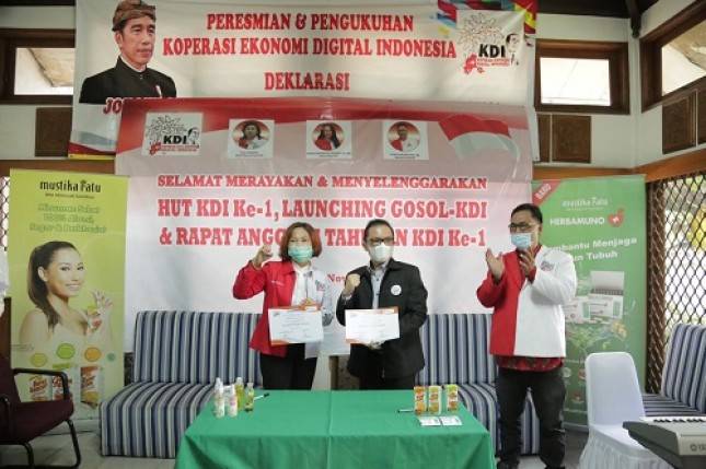 Sepakat Majukan Produk Lokal Indonesia, Mustika Ratu  Sinergi Bisnis dengan Koperasi Digital Indonesia