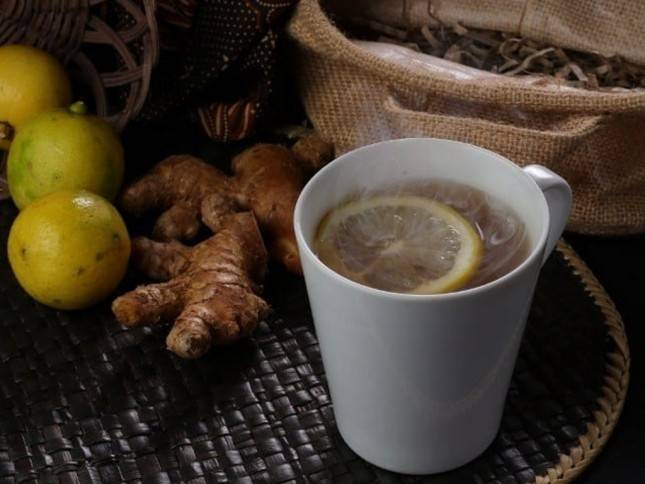 Ingin Kulit Sehat dan Cerah Alami? Cobain Bikin Jus Mentimun, Jahe dan Lemon