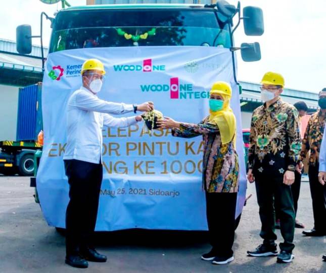 Dahsyat, Masuk 6 Besar Eksportir Dunia!&nbsp;Menperin Agus: Industri Furnitur RI Telah Bangkit dan Tumbuh Positif&nbsp;