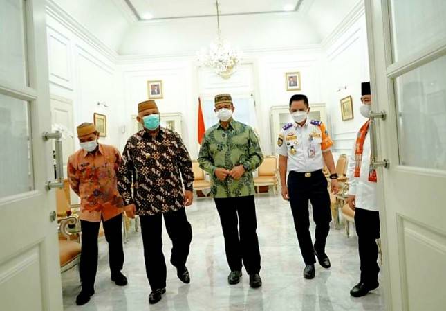 Usai Gubernur Sumbar Kini Giliran Gubernur Gorontalo Datangi Balai Kota, Netizen: Kereen! Pak Anies Bener-bener Hebat.. 