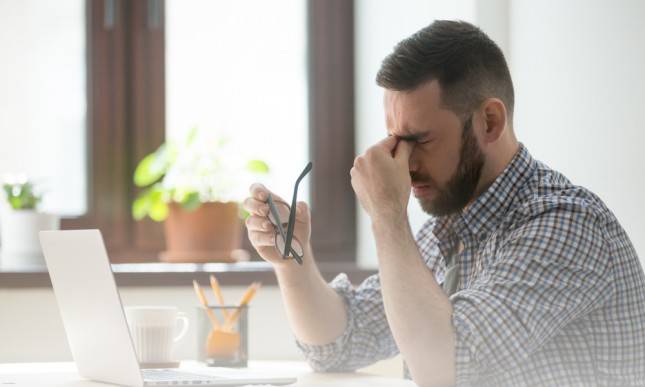 4 Tips Jaga Kesehatan Mata Selama WFH