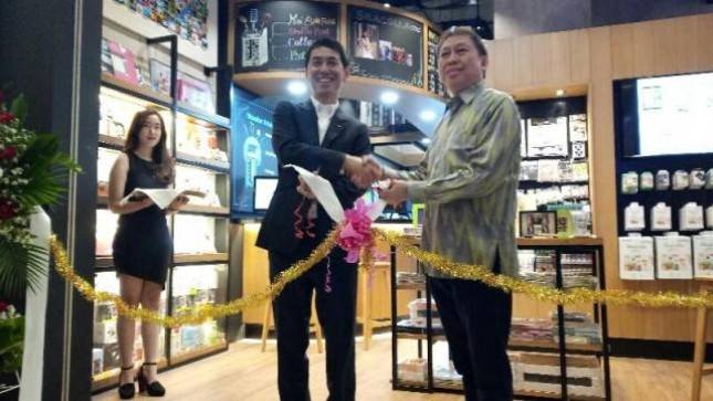Wonder Photo Shop Gerai Foto Berkonsep Retro Pertama Hadir di Indonesia