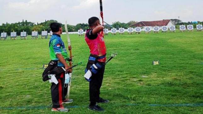 Pratu Mar M. Kasim Atlet Batalyon Infanteri 1 Marinir Berprestasi di Fly Navy Internasional Archery Open 2021