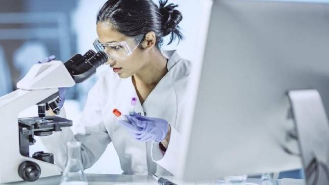 Menkes Budi Apresiasi Dexa Award Science Scholarship Wujudkan Kemandirian Kesehatan