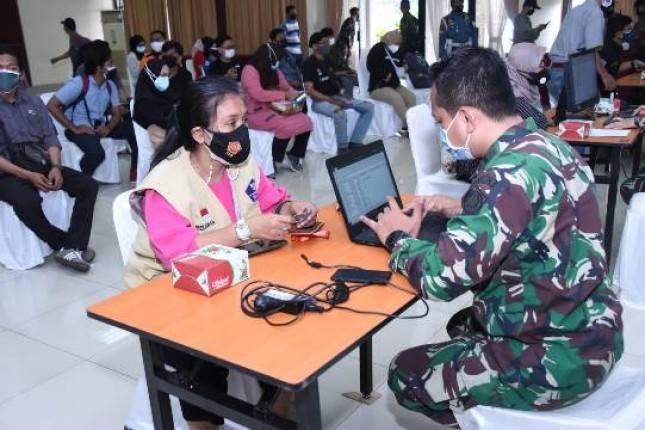 Ribuan Relawan Medis dan Non Medis Perkuat Nakes TNI
