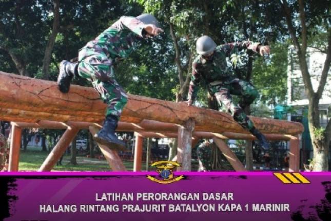 Prajurit Yonkapa 1 Mar Cilandak Latihan Halang Rintang