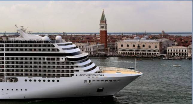 Mulai 1 Agustus, Italia Larang Kapal Pesiar Besar Masuk Venesia