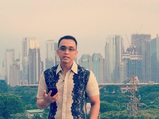 Viral! Pengakuan Mengejutkan Presenter Ganteng KompasTV, Aiman Witjaksono, Sembuh dari Covid-19 Tanpa Minum Obat
