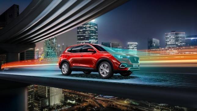 Pemggemar Otomotif Akui Teknologi Canggih dan Desain MG SUV