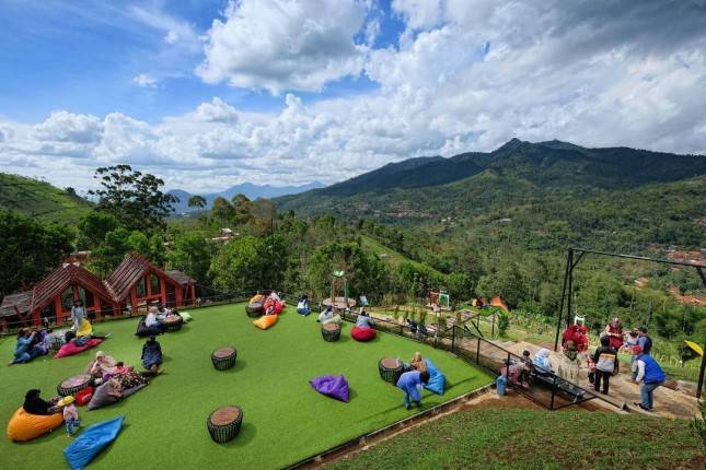  Genjot Pariwisata, Bandung Harus Punya Ciri Khas Sebagai Kota Wisata