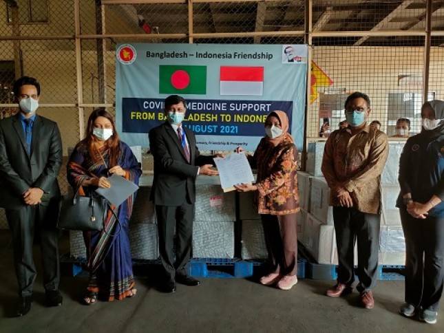 Kemenlu Sampaikan Kabar Baik! Indonesia Terima Bantuan Obat-Obatan dari Bangladesh