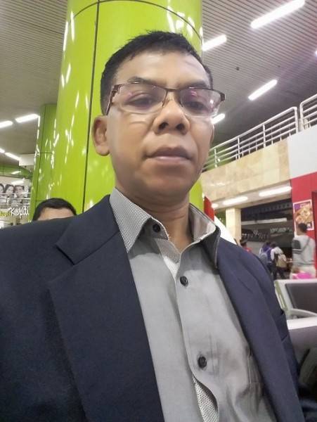 Risiko Tinggi Pinjol Dibalik Janji Manis Proses Cepat, Ini Saran Bijak dari Praktisi Hukum Erasmus Nabit, S.H., M.H