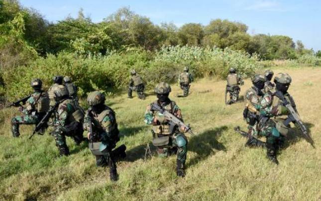 Pasukan Khusus TNI AL Berlatih di Puslatpur Baluran Situbonddo