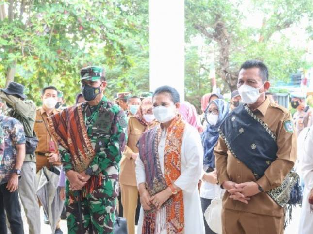 Gubernur Kepri  Apreasiai  Serbuan Vaksin Kogabwilhan I