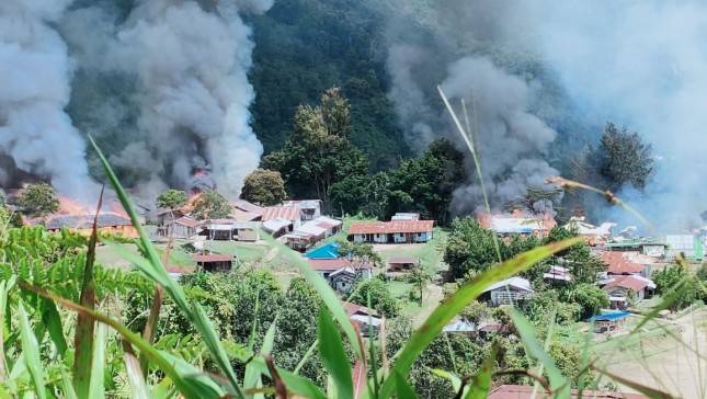 Kabar Sedih! Polda Papua : KKB Serang Komplek Guru dan Pengajar di Paniai