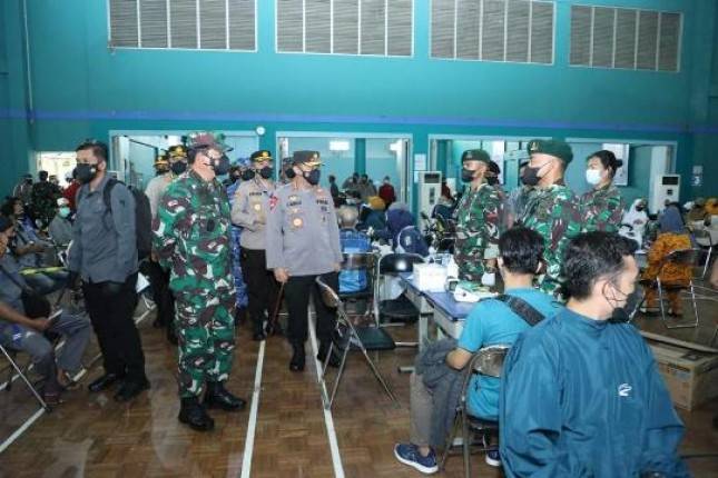 Panglima TNI Apresiasi Bhaksos dan Serbuan Vaksinasi Alumni Akabri 98 Nawahasta  