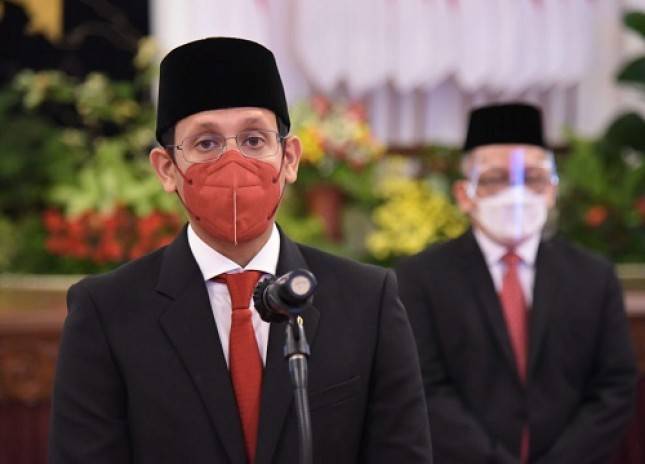 Bapak Ibu Catat Ya! Menteri Nadiem: PTM Terbatas Cegah Memudarnya Capaian Belajar dan Jaga Kesehatan Jiwa Anak
