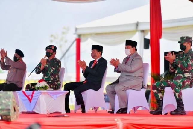 Panglima TNI Marsekal Hadi Tjahjanto Dampingi Presiden Jokowi Pada Upacara Penetapan Komponen Cadangan