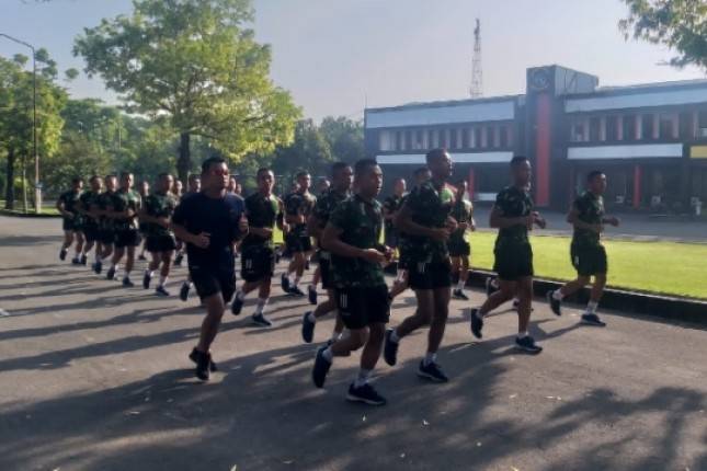Prajurit Remaja Brigif 2 Marinir Sidoarjo Lari 15 km Setiap Hari