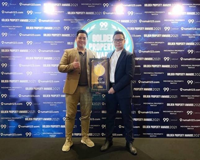 Collins Boulevard Raih Penghargaan Best Premium Apartment Region Tangerang  dalam Ajang Golden Property Award