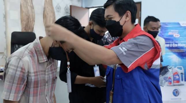 Gelar Program Pertamina Sahabat Nelayan, Pertamina Lubricants Bikin Nelayan di Banyuwangi Makin Sejahtera