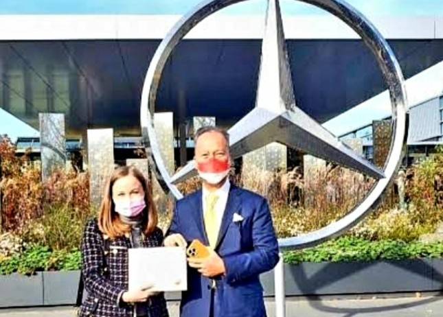 TOP! Melawat ke Jerman, Menperin Agus Bawa Oleh-oleh Investasi Mobil Listrik dari BMW dan Mercedes-Benz