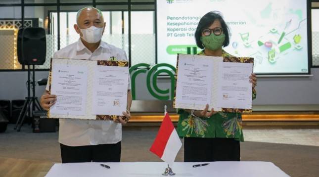 Teken MoU dengan Grab, Menteri Teten Sebut UMKM Melek Digital Naik Hampir 100% Selama Pandemi