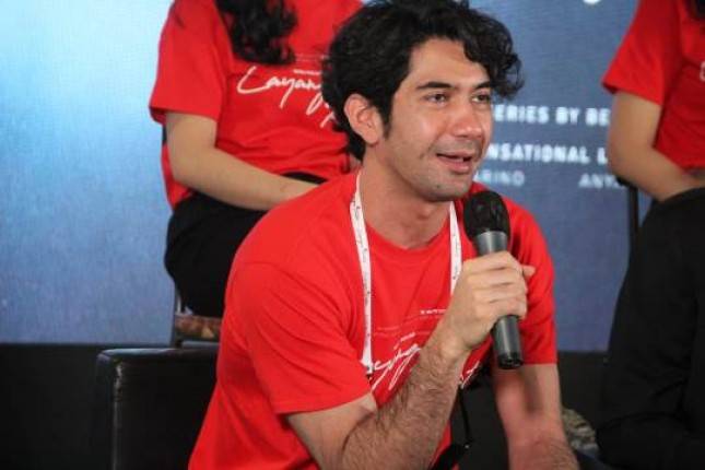 Aktor Reza Rahadian Siap Dibenci Mama-Mama