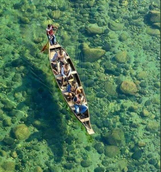 Jernihnya Air di Umngot, Sungai Terbersih di India
