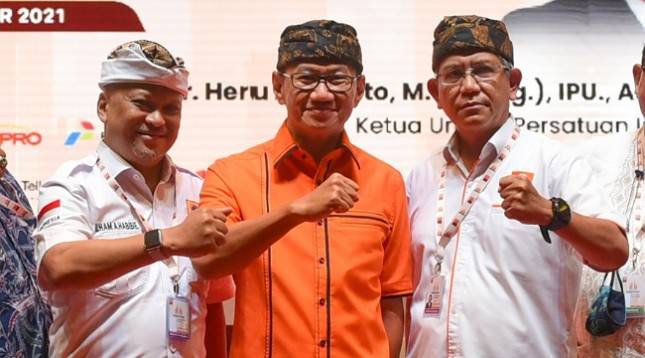 Serahkan Tongkat Estafet, Heru Dewanto Angkat Topi Duet Danis dan Ilham Habibie di Kepemimpinan PII